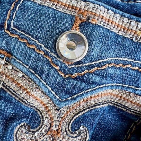 Rock Revival Womens Jeans size 25 Boot, Cut, Betty Embellished Rhinestone Bling - Picture 2 of 10